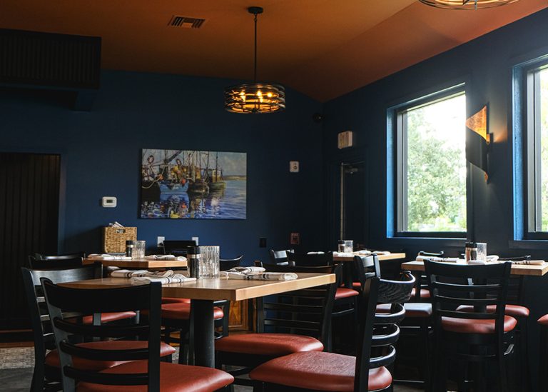 Kingfish Dining Room Picture
